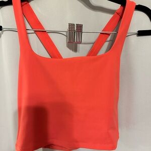 Born primitive Size L sports bra